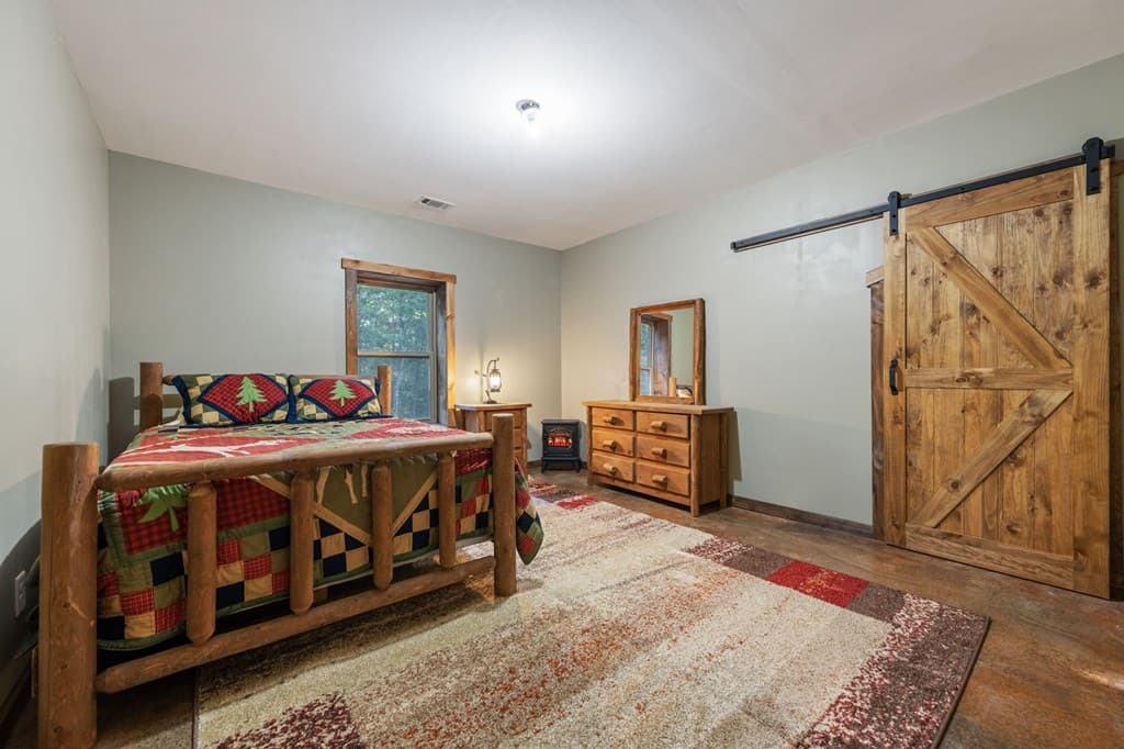 44 Lower Toccoa Hills, Blue Ridge GA 30513 - Photo