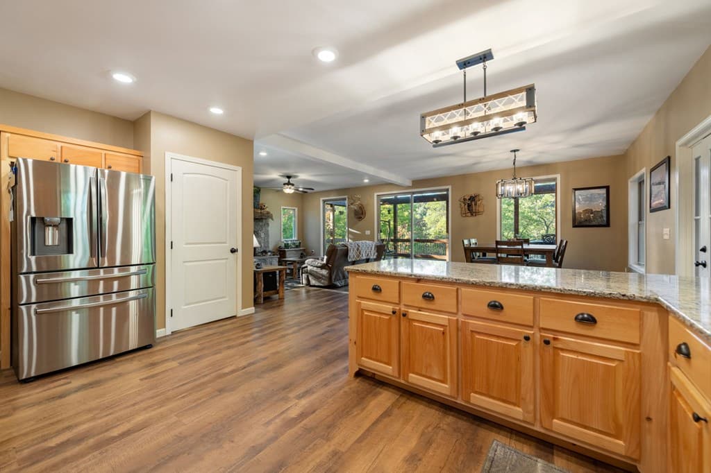 44 Lower Toccoa Hills, Blue Ridge GA 30513 - Photo