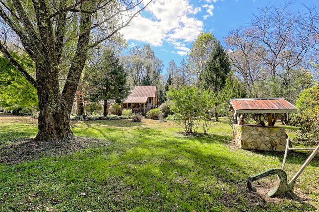 1064 Muskrat Creek Road, Hayesville NC 28904 - Photo