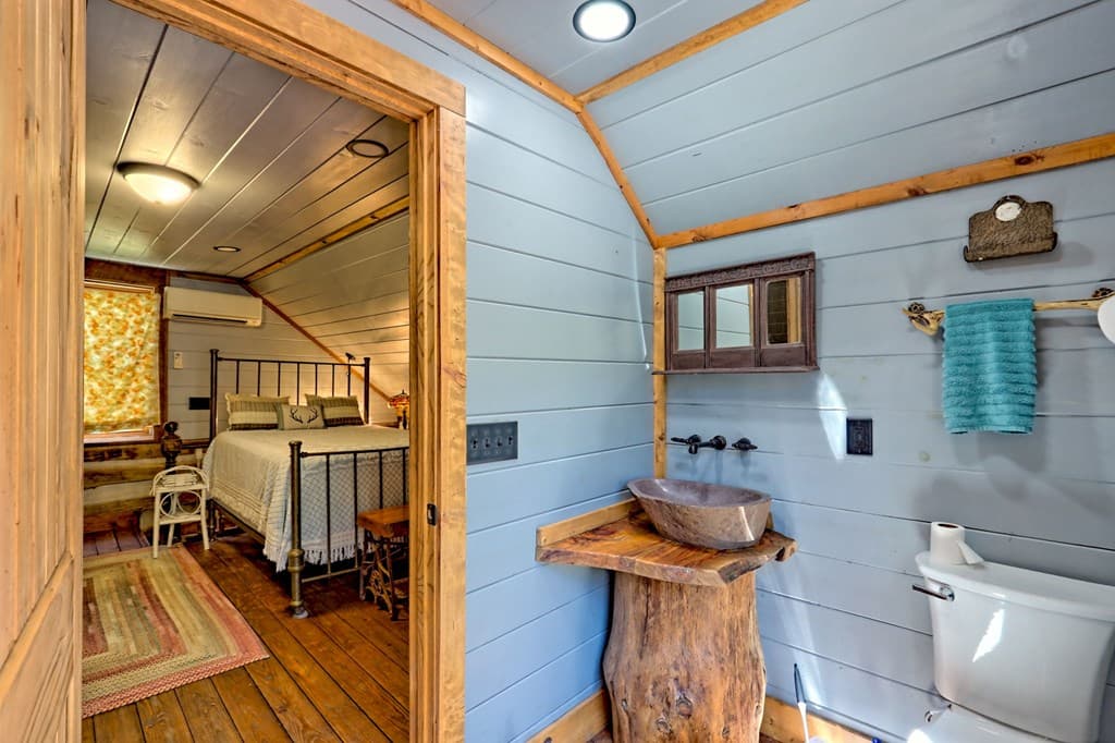 1064 Muskrat Creek Road, Hayesville NC 28904 - Photo
