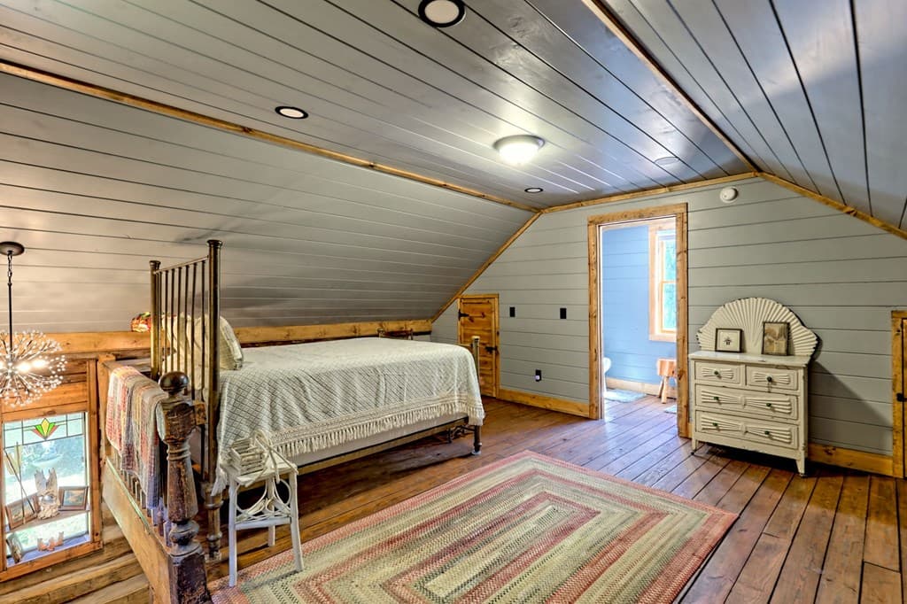 1064 Muskrat Creek Road, Hayesville NC 28904 - Photo