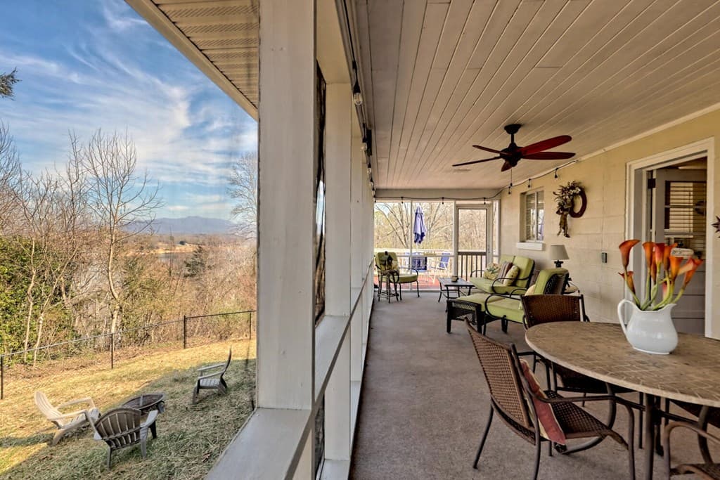 1528 Hillcrest Spur, Hiawassee GA 30546 - Photo