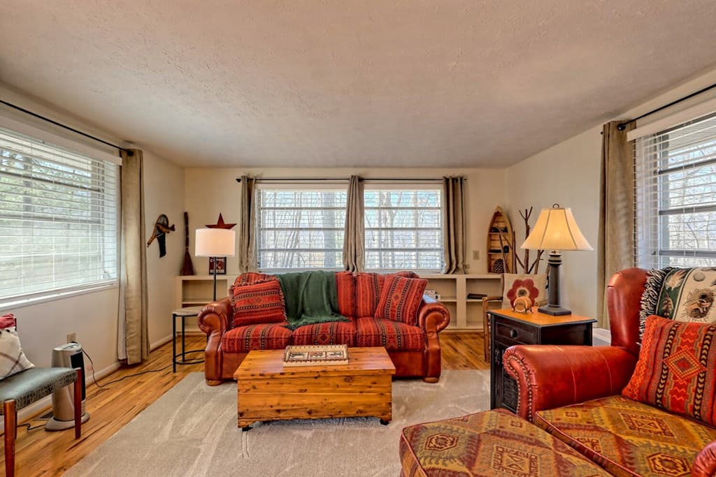 1528 Hillcrest Spur, Hiawassee GA 30546 - Photo