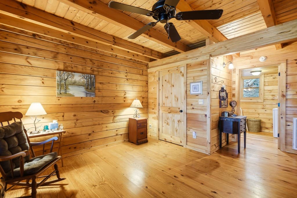947 Skyview Drive, Ellijay GA 30536 - Photo