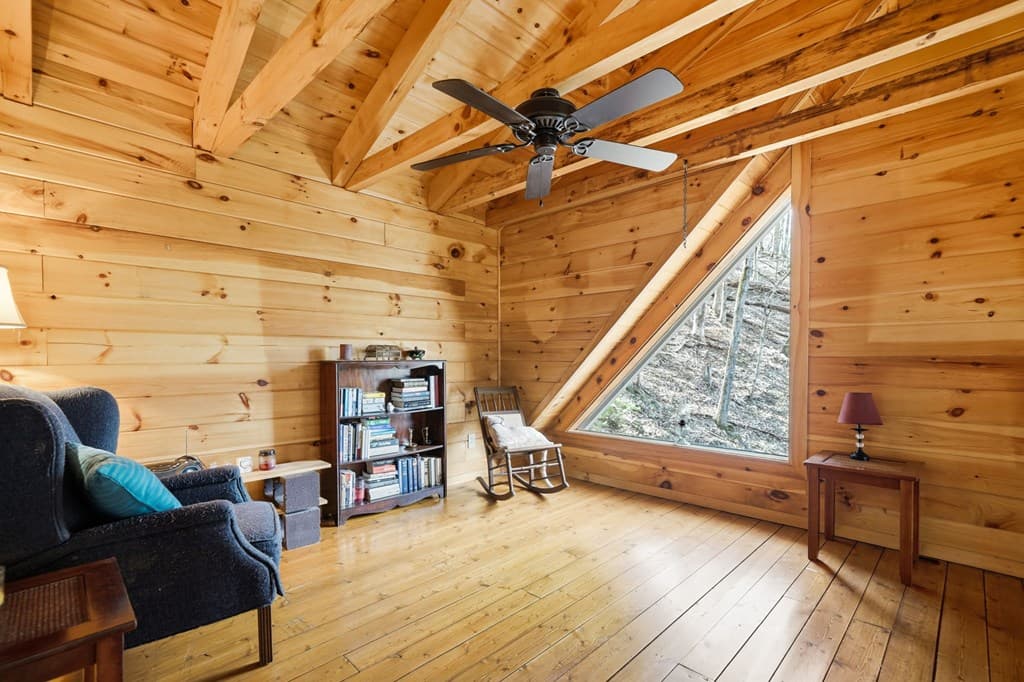 947 Skyview Drive, Ellijay GA 30536 - Photo