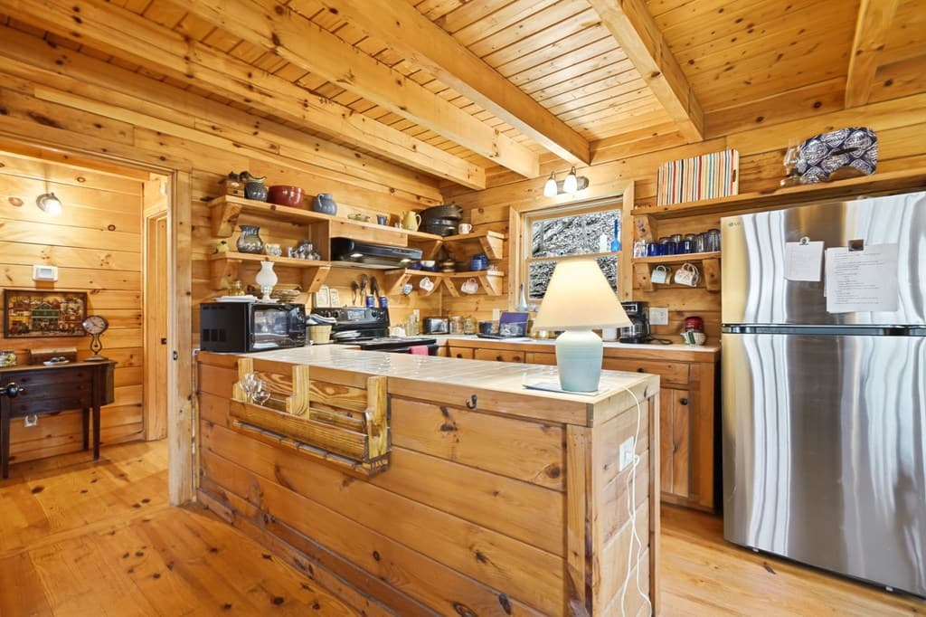 947 Skyview Drive, Ellijay GA 30536 - Photo