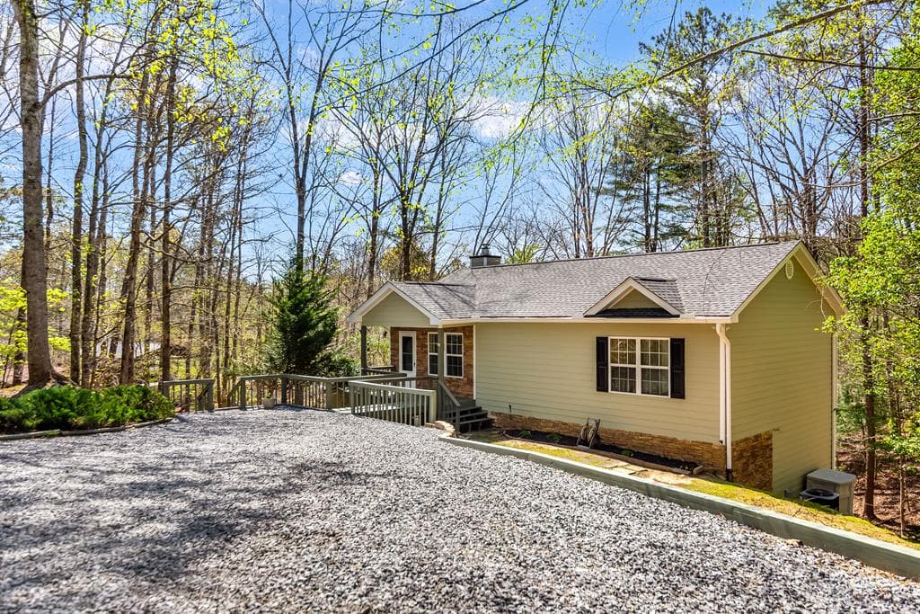 1205 Newport Drive, Ellijay GA 30540 - Primary photo