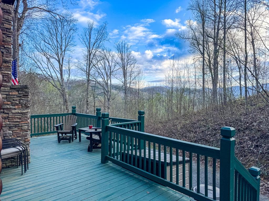 157 Frontier Drive, Hayesville NC 28904 - Photo
