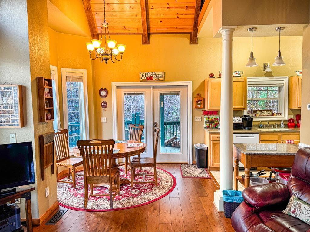 157 Frontier Drive, Hayesville NC 28904 - Photo