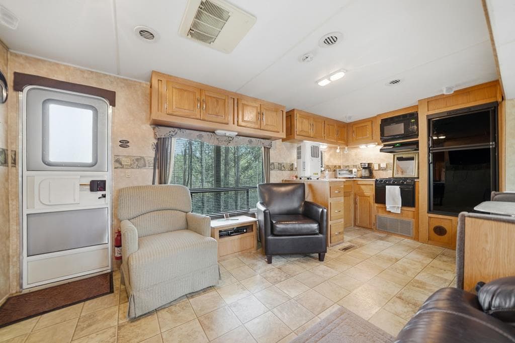 96 10th Street, Ellijay GA 30540 - Photo