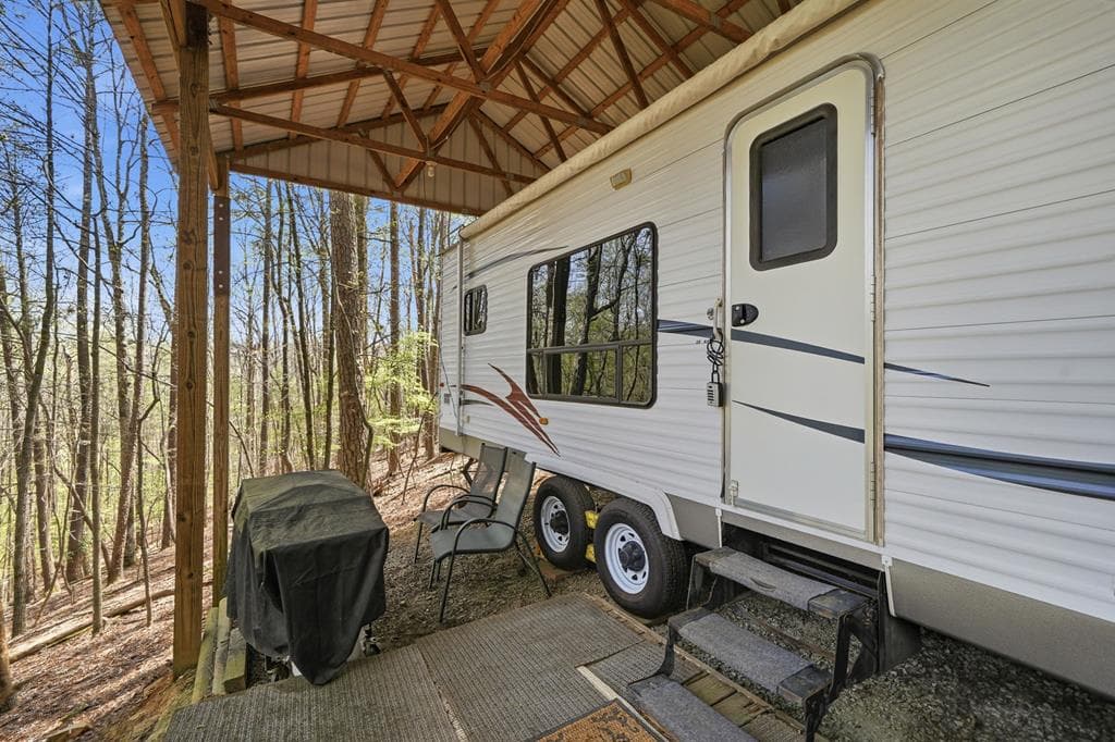 96 10th Street, Ellijay GA 30540 - Photo