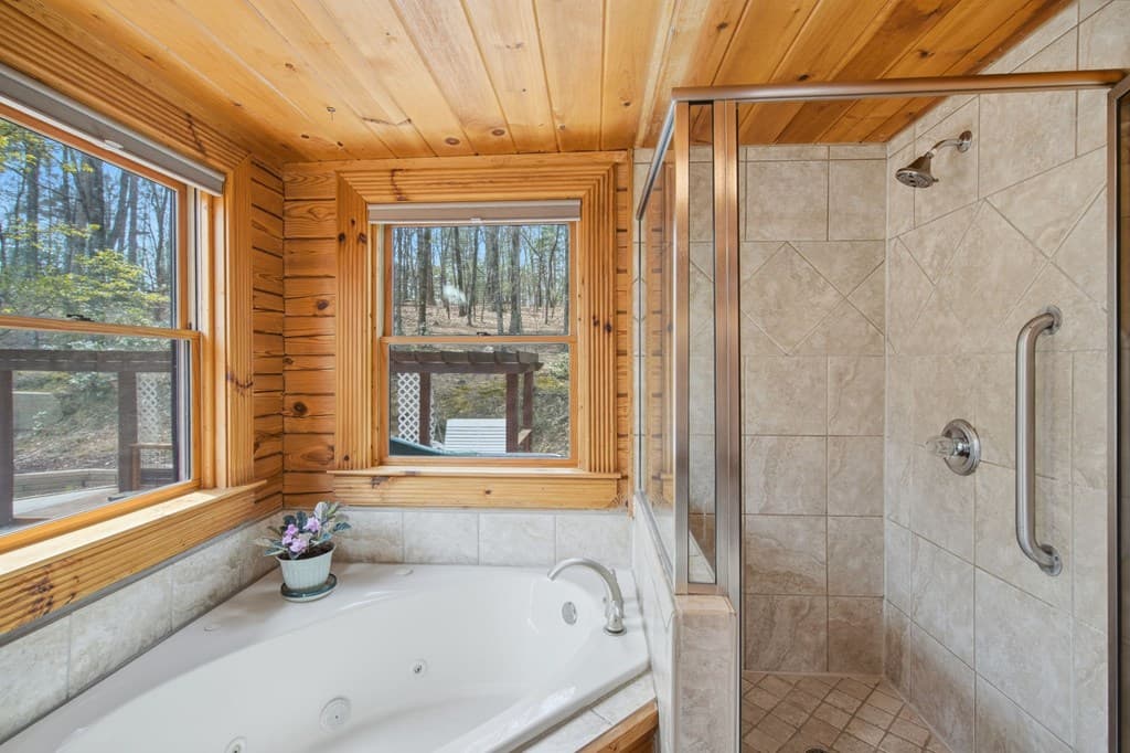 1399 Old Parker Place Road, Ellijay GA 30536 - Photo