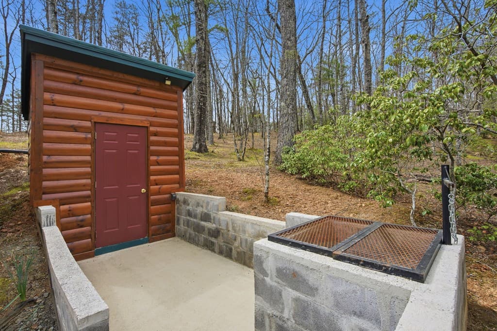 1399 Old Parker Place Road, Ellijay GA 30536 - Photo