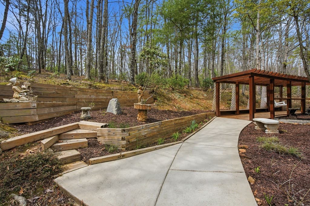 1399 Old Parker Place Road, Ellijay GA 30536 - Photo