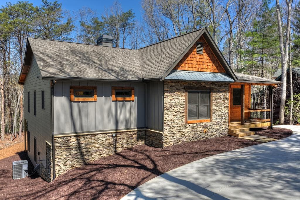 375 Seneca Drive, Ellijay GA 30540 - Photo