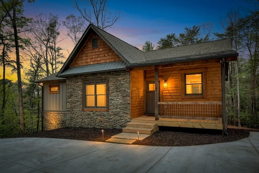 375 Seneca Drive, Ellijay GA 30540 - Photo