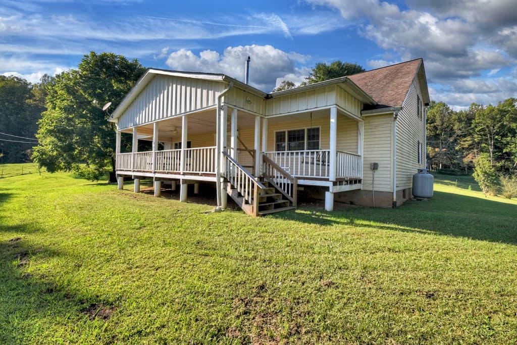 3967 Hwy 2, Epworth GA 30541 - Photo