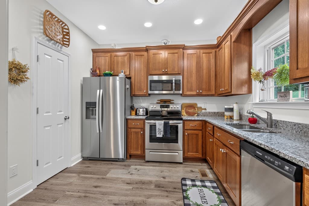 185 Sundown Trail, Ellijay GA 30540 - Photo