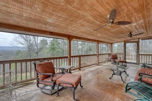 978 Ashley Lane, Young Harris GA 30582 - Photo