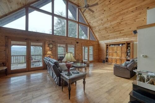 978 Ashley Lane, Young Harris GA 30582 - Photo