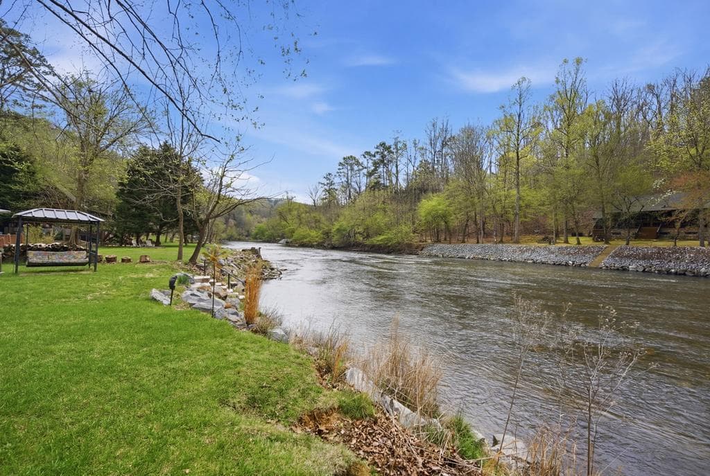 20 Edgewater Drive, Ellijay GA 30540 - Primary photo