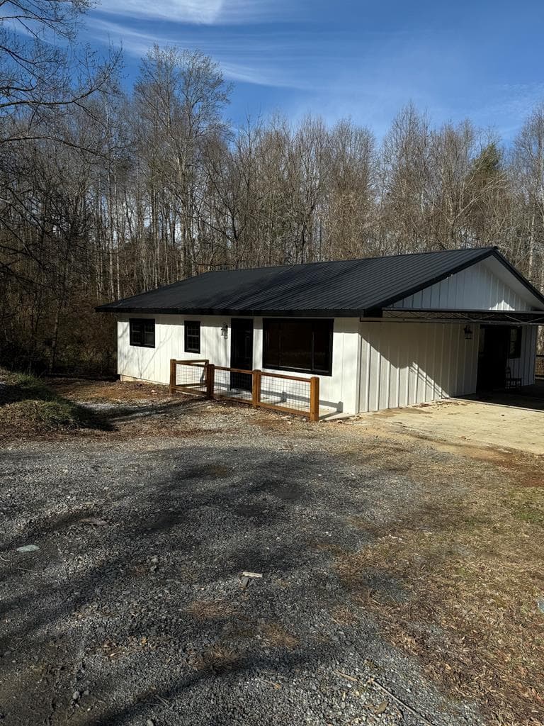 157 Old Loving Road, Mineral Bluff GA 30559 - Primary photo