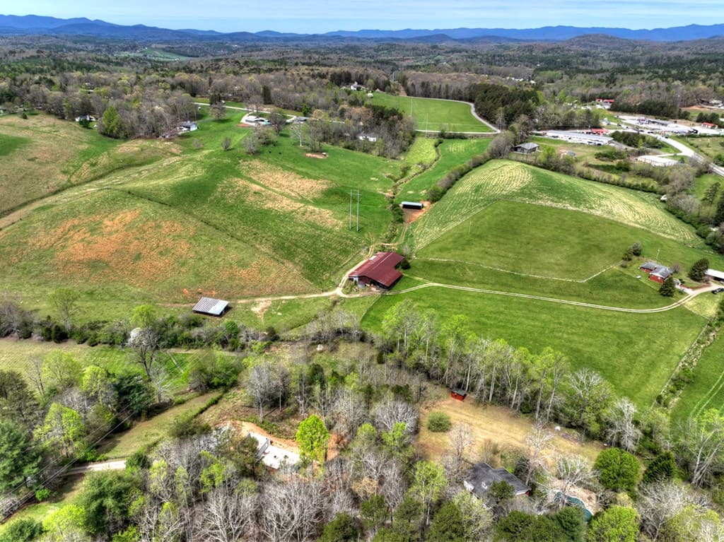 139 Cedar Lane, Blairsville GA 30512 - Photo