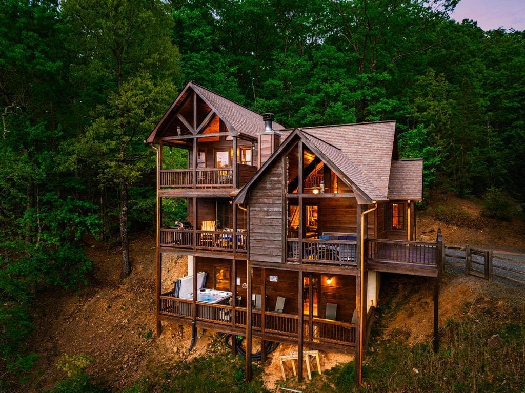 273 Deer Crest Heights, Blue Ridge GA 30513 - Photo
