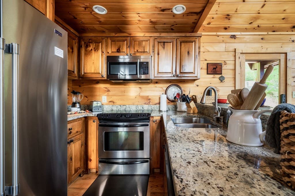 273 Deer Crest Heights, Blue Ridge GA 30513 - Photo