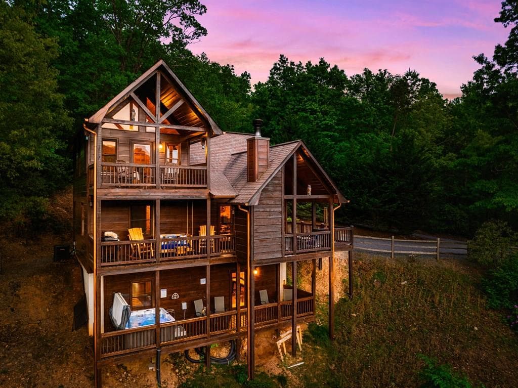 273 Deer Crest Heights, Blue Ridge GA 30513 - Primary photo