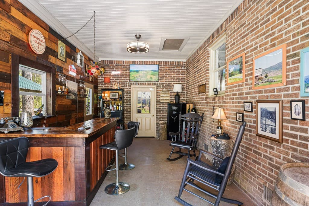 496 Jackie Cove Road, Hayesville NC 28904 - Photo