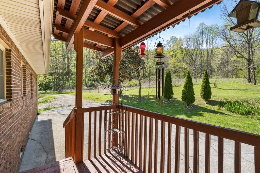 496 Jackie Cove Road, Hayesville NC 28904 - Photo