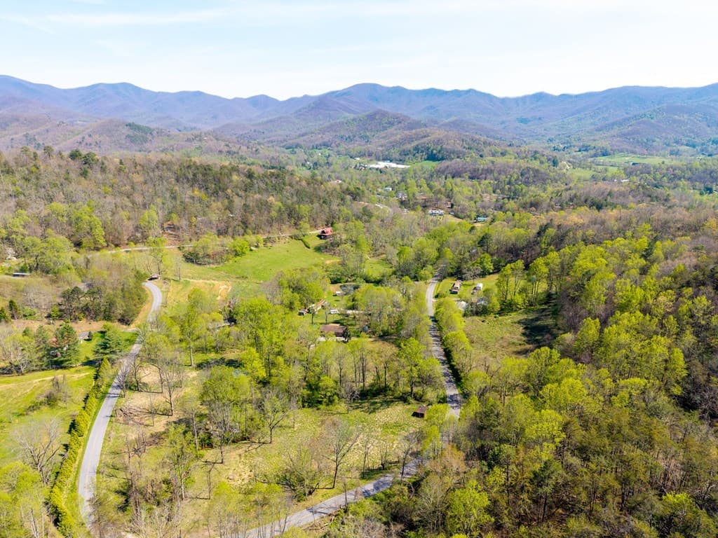 496 Jackie Cove Road, Hayesville NC 28904 - Photo