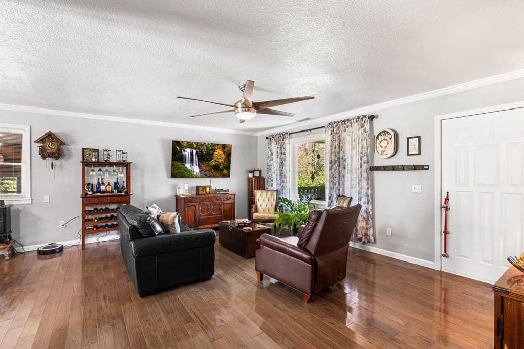 496 Jackie Cove Road, Hayesville NC 28904 - Photo