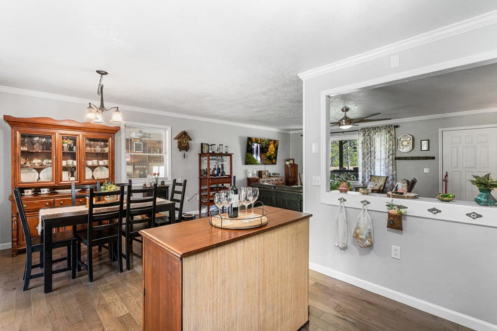 496 Jackie Cove Road, Hayesville NC 28904 - Photo