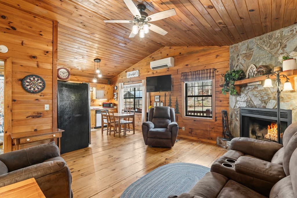 159 Pack Creek Road, Blue Ridge GA 30513 - Photo