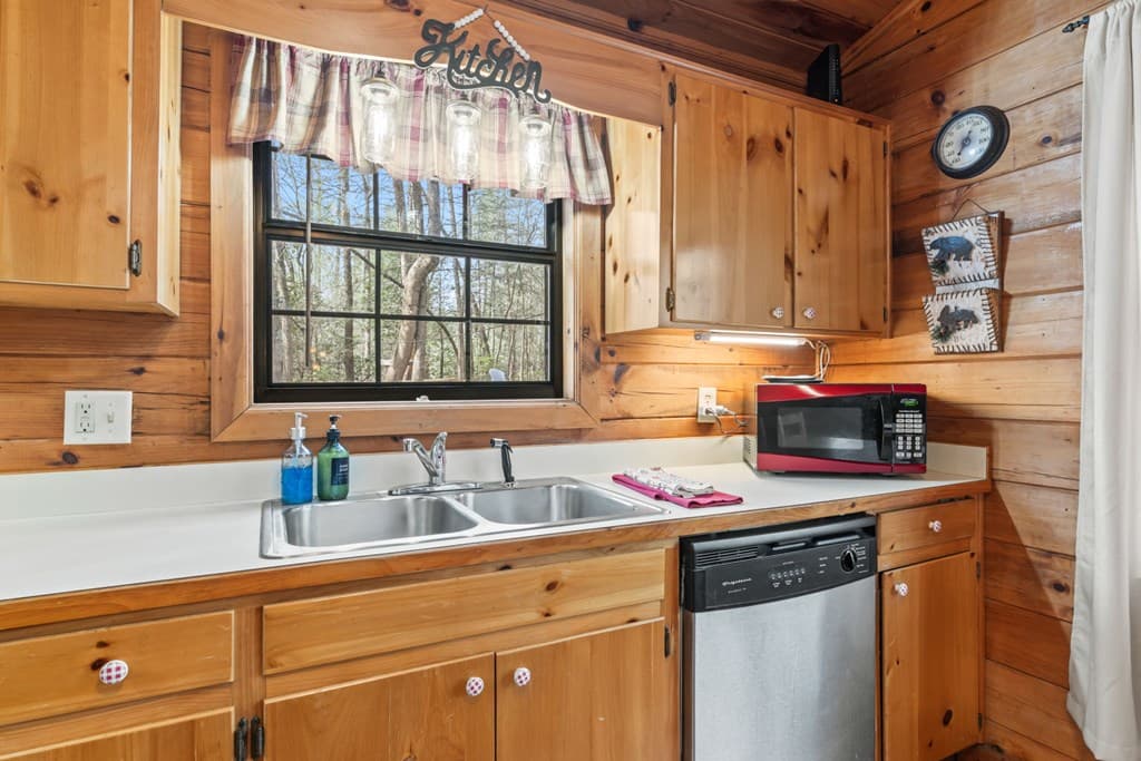 159 Pack Creek Road, Blue Ridge GA 30513 - Photo