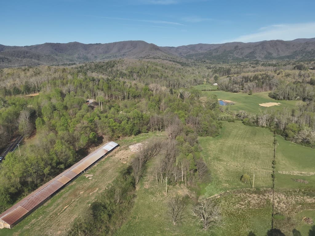 7590-B Mobile Road, Blue Ridge GA 30513 - Photo