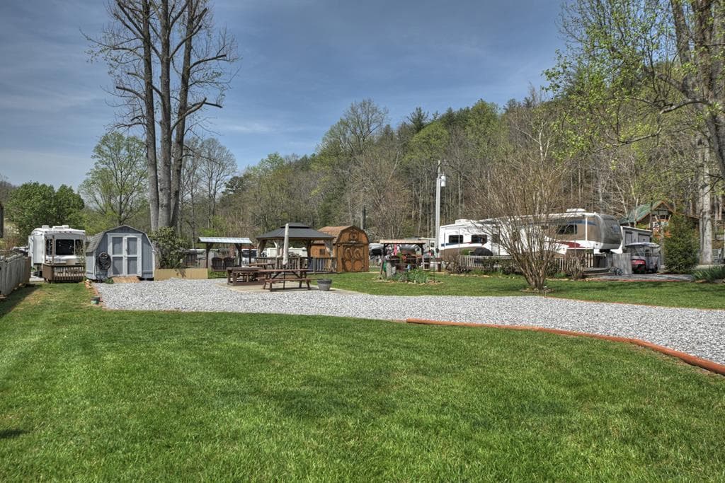 101/113 Twin Creeks Road, Blairsville GA 30512 - Photo