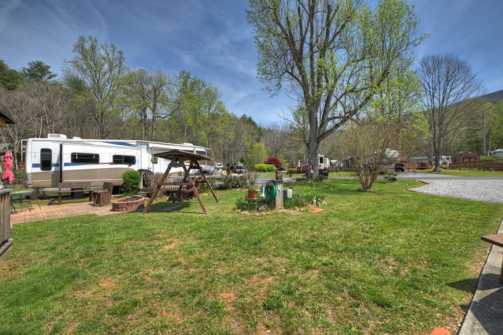 101/113 Twin Creeks Road, Blairsville GA 30512 - Photo