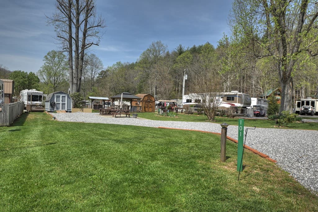 101/113 Twin Creeks Road, Blairsville GA 30512 - Photo