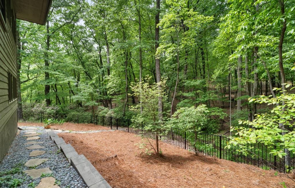 220 Wake Robin Drive, Jasper GA 30143 - Photo