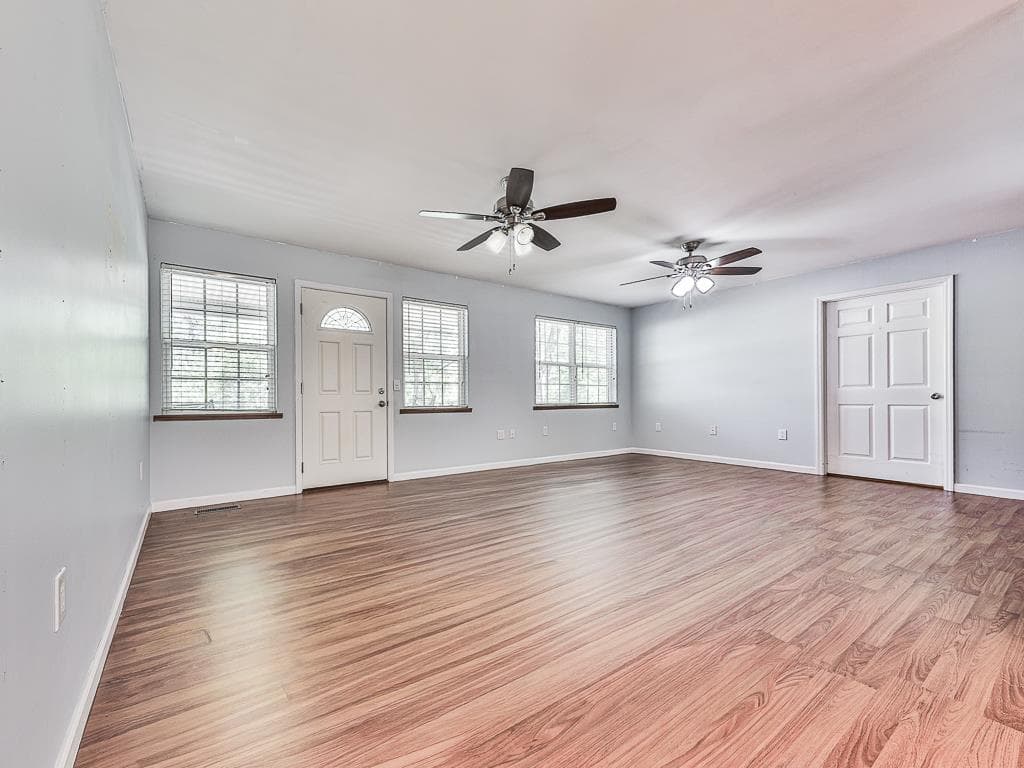424 Shamrock Drive, Dalton GA 30721 - Photo