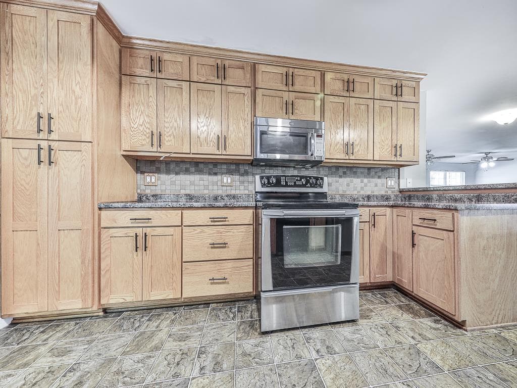 424 Shamrock Drive, Dalton GA 30721 - Photo