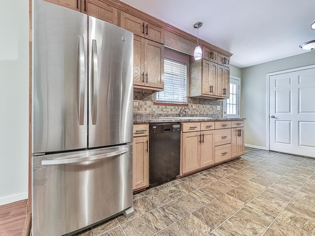 424 Shamrock Drive, Dalton GA 30721 - Photo