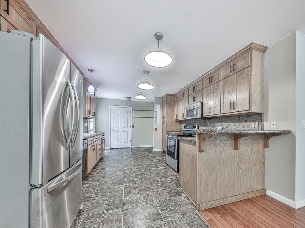 424 Shamrock Drive, Dalton GA 30721 - Photo