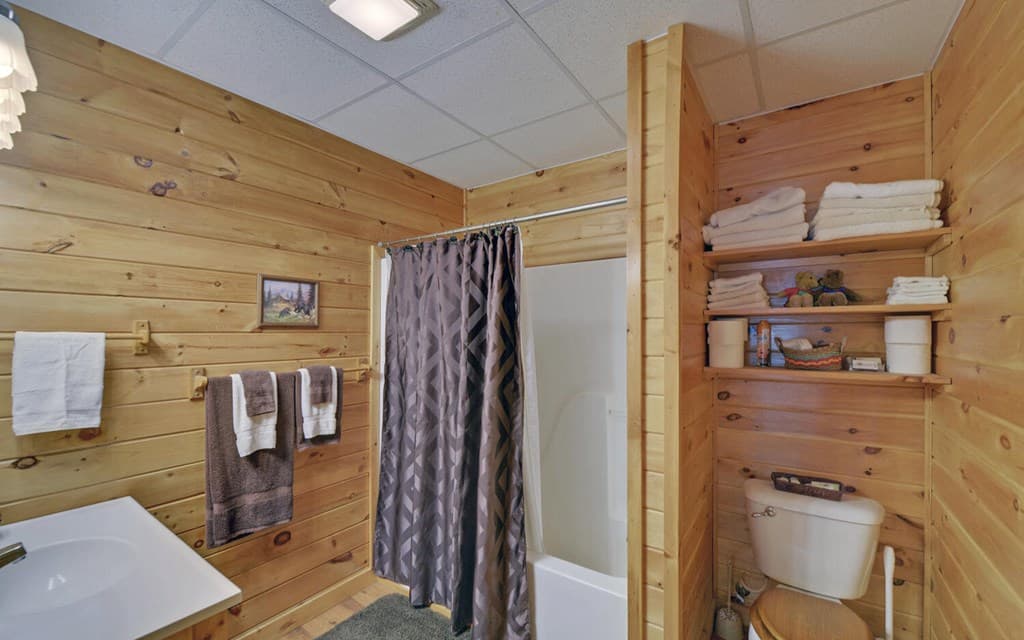380 Bear Foot Drive, Blue Ridge GA 30513 - Photo
