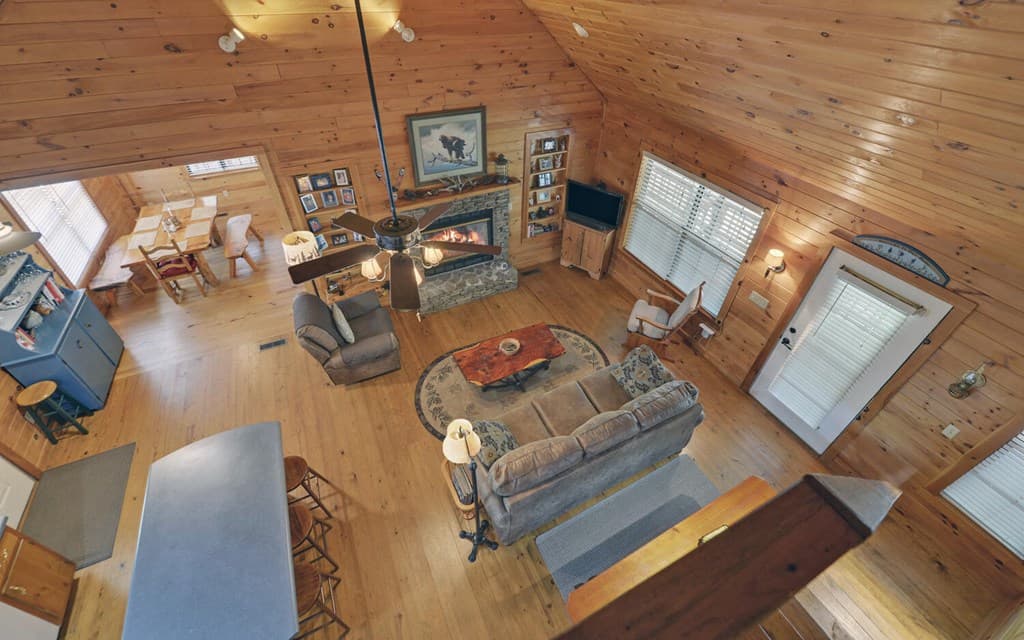 380 Bear Foot Drive, Blue Ridge GA 30513 - Photo