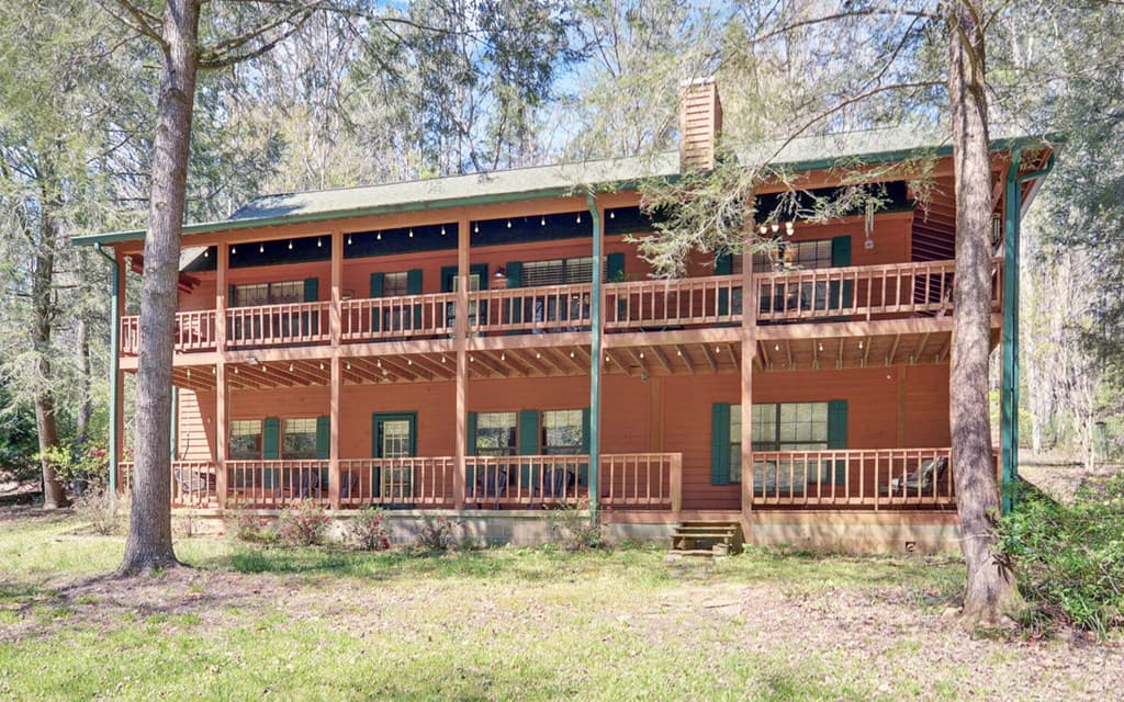 380 Bear Foot Drive, Blue Ridge GA 30513 - Photo