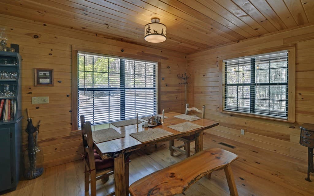 380 Bear Foot Drive, Blue Ridge GA 30513 - Photo